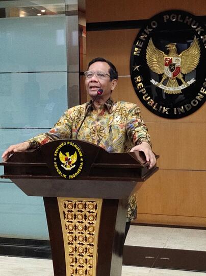 Mahfud MD: Di Iran Ribuan Orang Mati karena Salat di Masjid Saat Corona