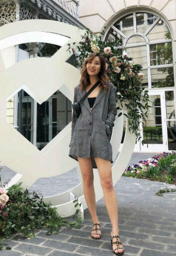 10 Inspirasi OOTD Kece Ala Joan Kim, Beauty Vlogger Asal Korea Selatan