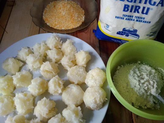 Bola Bola Singkong Kekinian