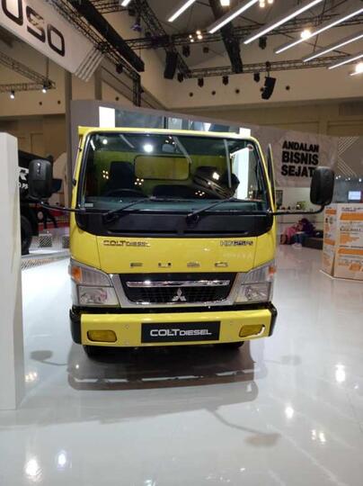 Komparasi Mitsubishi Canter VS Isuzu NMR 71,Siapa Truk Pengangkut Cabe Yang Terbaik ?