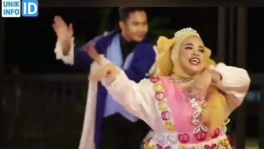 Heboh Video Klip Lagu "Keke Bukan Boneka" Trending 1 Youtube Indonesia! Wow Amazing