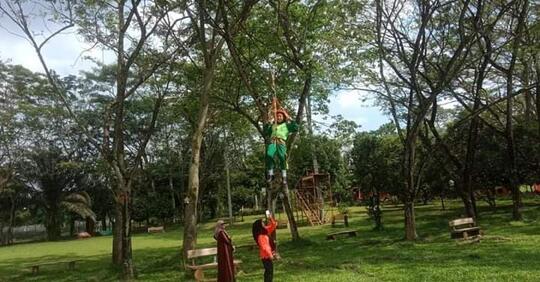 Bingung Liburan Ke Mana? Liburan Wisata Kampung Outbound Ajah!