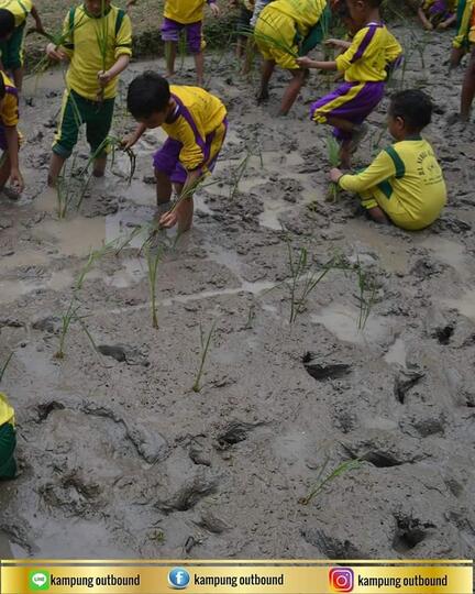 Bingung Liburan Ke Mana? Liburan Wisata Kampung Outbound Ajah!