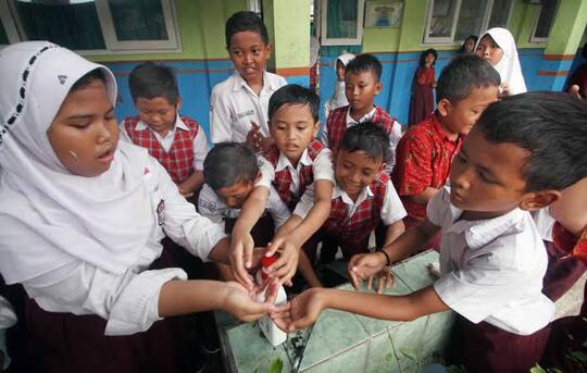 PSBB Berlalu? Orangtua Wajib Lakukan Ini Jika Anak Mulai Sekolah