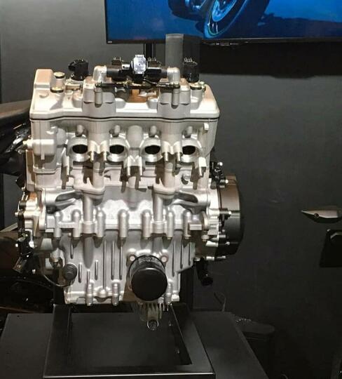 Kawasaki ZX25R Diprediksi Torsinya Lemot, Masa Kalah Sama Motor Matic