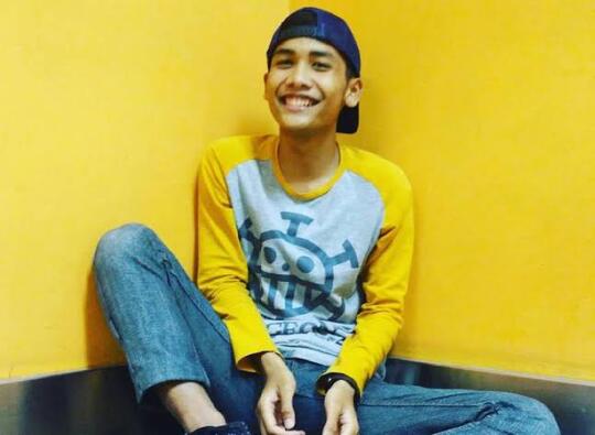 Diserang Buzzer dengan Fitnah Gunakan Narkoba, Bintang Emon Tunjukan Hasil Test Urin!