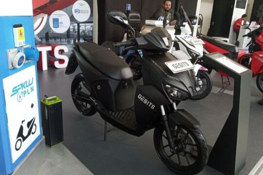Mobil Tesla Semakin Jaya Esemka Kemana?