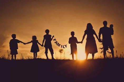 Keluarga Harmonis Impian Setiap Pasangan, Salahsatunya Berbagi Tugas , Kenapa Tidak?