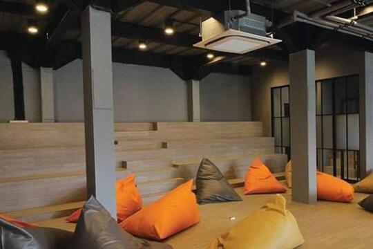 Wow! Alfamart Lebarkan Sayap Bisnis, Bangun Co Working Space Bernama "Alfa X"