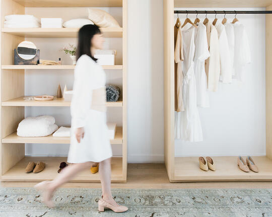 Apakah Gaya Minimalis Marie Kondo Cocok Diterapkan di Indonesia?