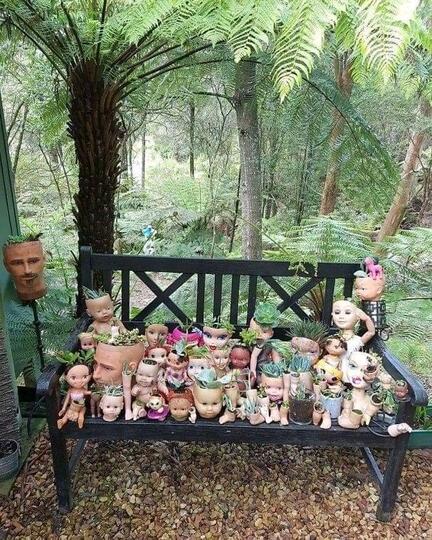 Unik Atau Creepy? Pot Tanaman Hias Satu Ini.