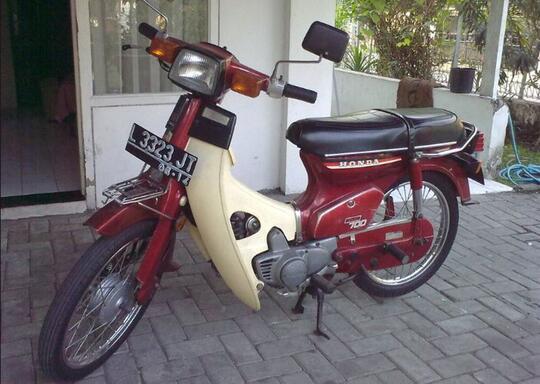 5 Sepeda Motor Bebek Legendaris dengan 3 Percepatan, yang Tak Lekang Oleh Waktu