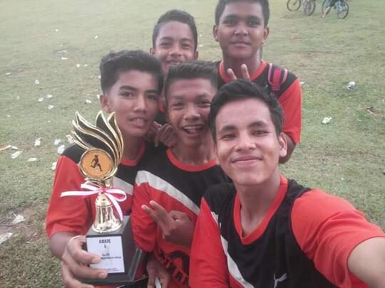 Yang Paling Sadis Itu Komentator Yang Tidak Sesuai Ekspektasi Ketika Nobar Liga Bola!