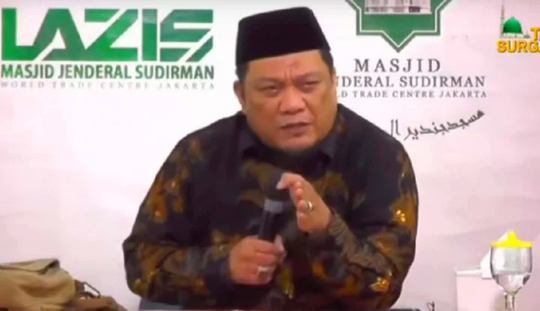 Gak Usah Jadi Santri, Jadi Kristen Aja Dulu Terus Mualaf, Langsung Deh Ngajar