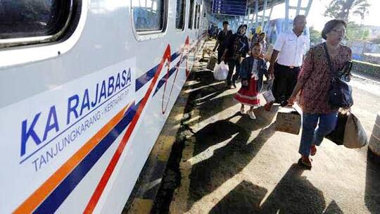 Lampung-Palembang Naik Kereta, Worth It?