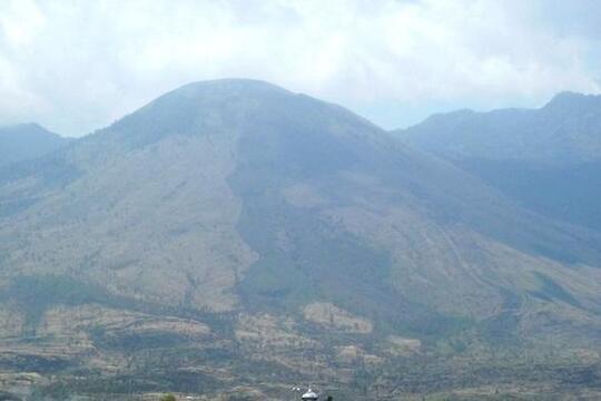 Kisah Misterius Pendaki Gunung Guntur yang Menghilang