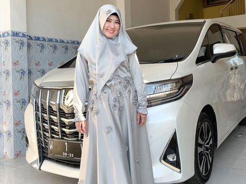 Review Toyota Alphard 2018, Mobil MPV Mewah Milik Via Vallen yang Habis Terbakar