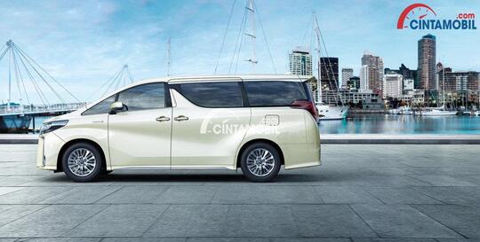 Review Toyota Alphard 2018, Mobil MPV Mewah Milik Via Vallen yang Habis Terbakar
