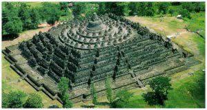 Tiket Bule Masuk Borobudur Lebih Mahal Dari Lokal, Bikin Bule Kapok Ga?
