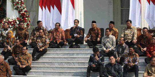 Dear Jokowi.. Kalau Reshuffle Jadi, Ini 5 Menteri yang Layak Dipecat Menurut KASKUSER