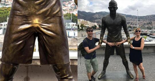 Penistaan Patung Cristiano Ronaldo, Area Selangkangan Berubah Warna Sebab Ulah Turis!