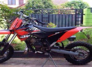 Kecil-kecil Hobi Koleksi Moge, Lihat Nih Deretan Motor Mahal Milik Adul