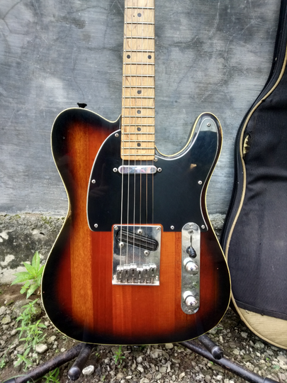 FENDER TELECASTER REPLIKA HIGH QUALITY