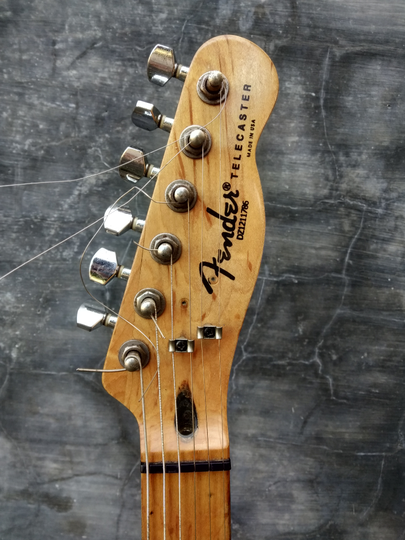FENDER TELECASTER REPLIKA HIGH QUALITY
