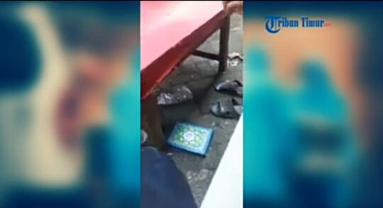 Penistaan Agama, Seorang Ibu Melempar dan Mengancam Sobek Al-Qur'an Berujung Penjara!