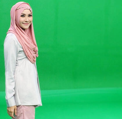 Berani Modifikasi Penampilan, Hai Sista Berjilbab? No.08 Bakal Bikin Meleleh!