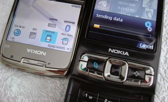 Nostalgia 7 Kebiasaan Pengguna Hape Jadul Yang Sulit ditemukan di Era Smartphone