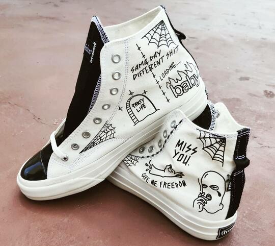 Konsep Sepatu Lokal Coret-Coretan