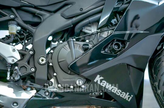 All New Kawasaki Ninja ZX-25R Official Rilis, Gilaaaaa Powernya Mengerikan !!!!