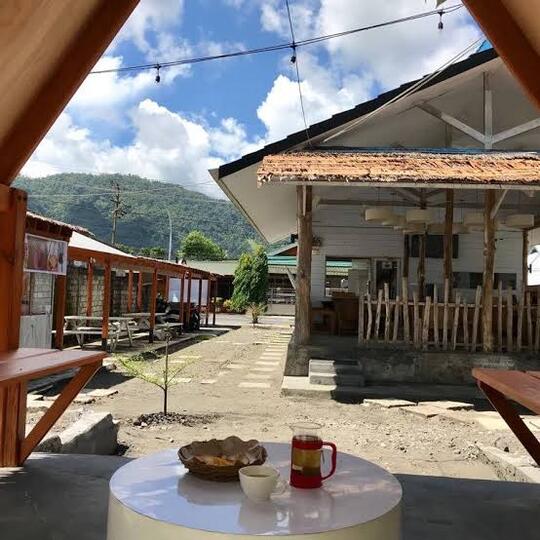 Cafe Perpustakaan Di Sangihe, Unik Dan Keren