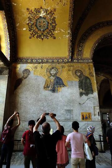 Hagia Sophia Di Turki, Kembali Lagi Menjadi Masjid