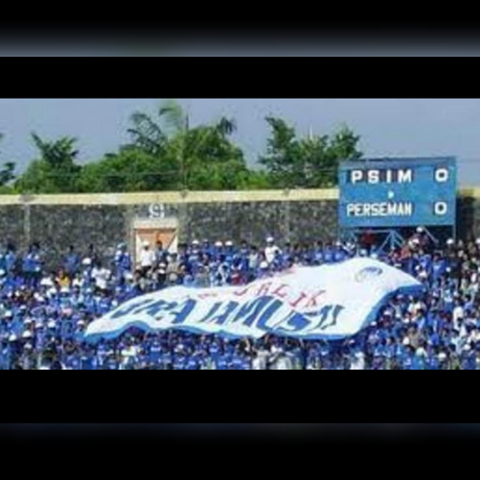 Suporter, Bagian Dari Pertandingan Yang Tak Boleh Diabaikan!