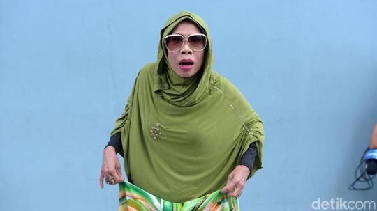 Pelawak Omas Meninggal Dunia