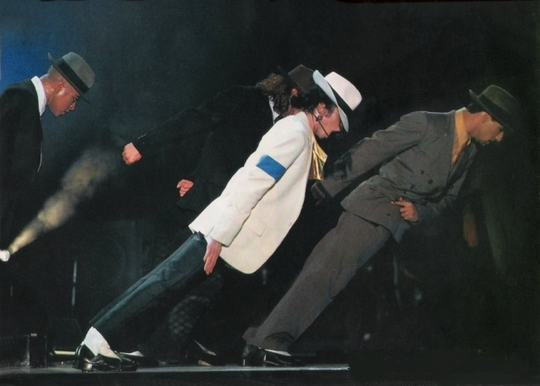 Terbongkar! Inilah Rahasia Dibalik Gerakan Antigravity Lean Michael Jackson!