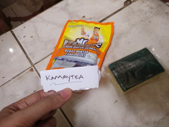 Tanpa Soda Api, Life Hack Sederhana Ini Bikin Aquarium Kinclong !