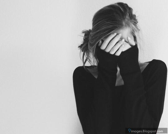 6 Tips Sembuhkan Luka Hati Akibat Cinta Bertepuk Sebelah Tangan, Kamu Kudu Coba!