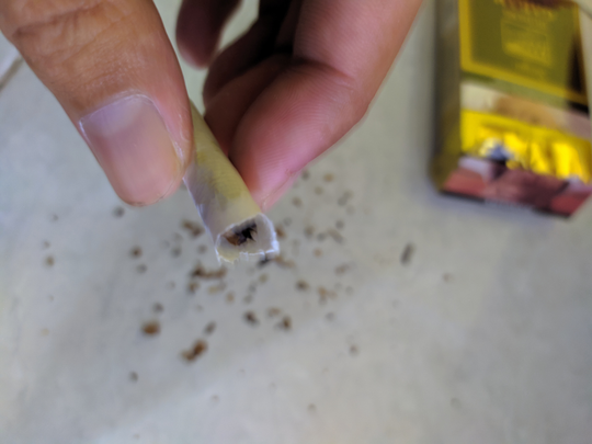 Rokok Tinggal Sebatang Malah Patah, Jangan Dibuang Dulu. Sambung Aja!!