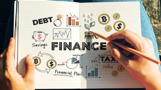 Bitcoin vs. Saham: Mana Bentuk Investasi yang Lebih Menguntungkan?