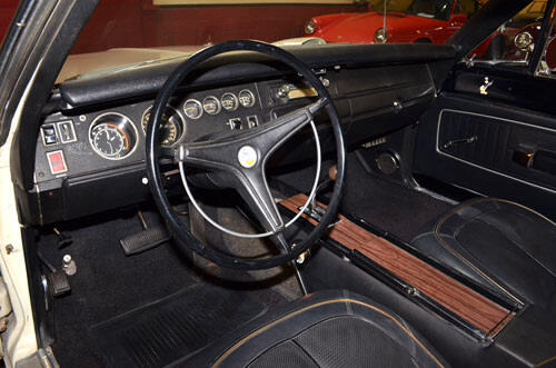 Plymouth Superbird: Mobil Legendaris Nascar, Wujud Asli 'The King' Dari Film Cars