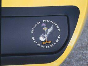Plymouth Superbird: Mobil Legendaris Nascar, Wujud Asli 'The King' Dari Film Cars