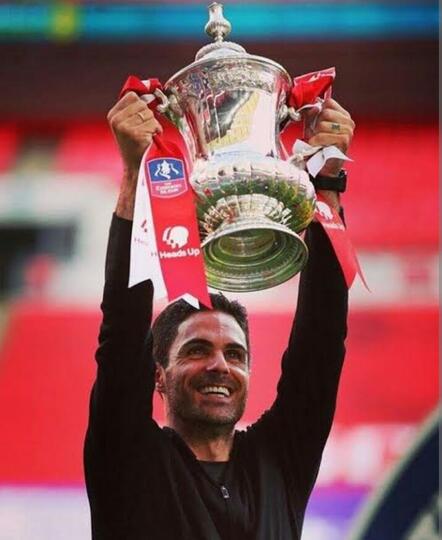 Saat Mikel Arteta Bahagia, Frank Lampard (masih) Memble di Wembley