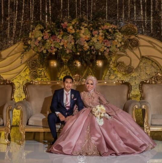 Deretan Gaun Pengantin Bak Putri Raja, Mana Pilihanmu?