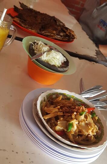 Lesehan Agung