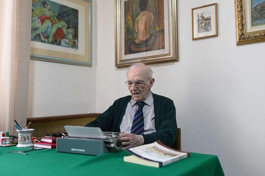 Giuseppe Paterno, Si Peraih Gelar Sarjana di Usia yang Nyaris 100 Tahun!