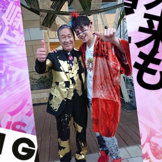 Desainer Jepang Pertama yang Tampil di London Fashion Week