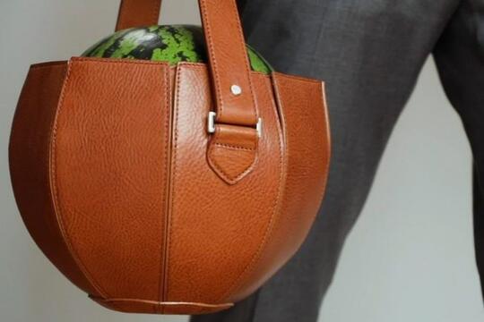 Pecinta Semangka Wajib Punya The Watermelon Bag dari Tsuchiya Kaban!